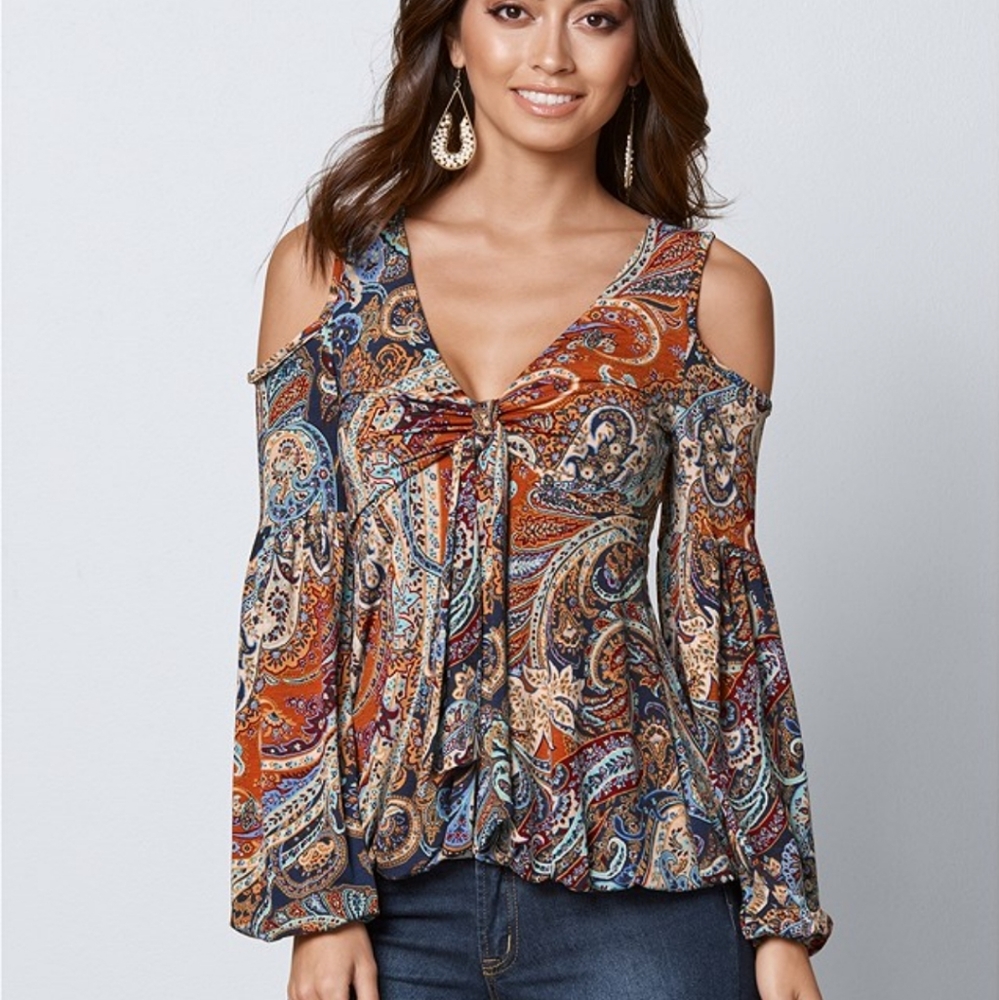 Worn once Venus Cold Shoulder Paisley Top, XS